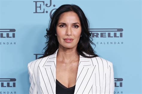 padma lakshmi naked|Padma Lakshmi on About Modeling Nude for Pirelli Calendar。